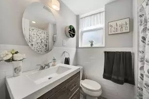 262-08 86th Ave, Floral Park, NY 11001 - Photo 23