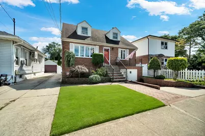 262-08 86th Avenue, Floral Park, NY 11001 - Photo 31