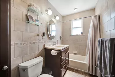 262-08 86th Avenue, Floral Park, NY 11001 - Photo 13
