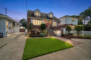 262-08 86th Ave, Floral Park, NY 11001 - Photo 3