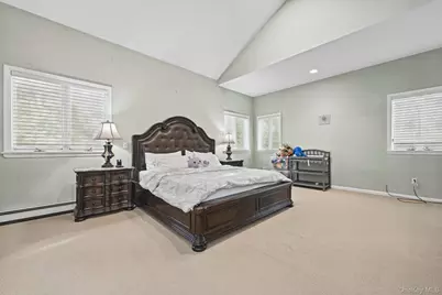 9 Ellen Court, Glen Cove, NY 11542 - Photo 19