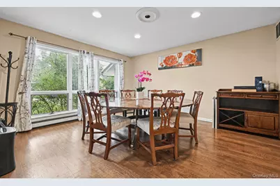 9 Ellen Court, Glen Cove, NY 11542 - Photo 15