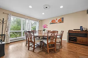 9 Ellen Ct, Glen Cove, NY 11542 - Photo 15