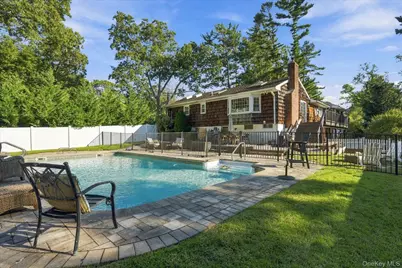 49 Westview Drive, Miller Place, NY 11764 - Photo 19