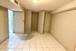 873 E 216th St, Bronx, NY 10467 - Photo 33
