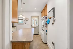 26 Oakwood Blvd, Poughkeepsie, NY 12603 - Photo 17