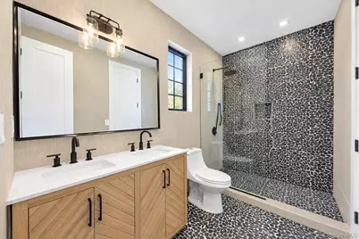 1073 Westminster Avenue, Dix Hills, NY 11746 - Photo 25