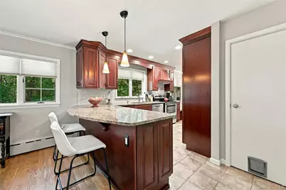 214 Norwood Avenue, Northport, NY 11768 - Photo 15