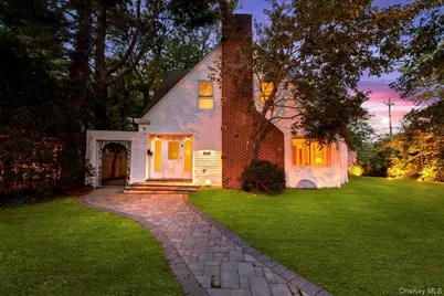 19 Gilchrest Road, Great Neck, NY 11021 - Photo 31