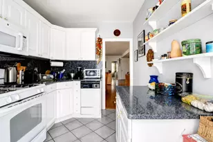 62-14 62nd Rd, Middle Village, NY 11379 - Photo 11
