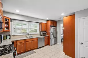27 Pierce St, Nanuet, NY 10954 - Photo 13