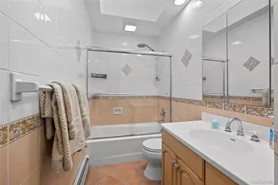 24 Kingswood Drive, Old Bethpage, NY 11804 - Photo 23
