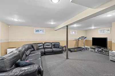 24 Kingswood Drive, Old Bethpage, NY 11804 - Photo 25