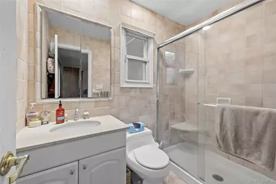 24 Kingswood Drive, Old Bethpage, NY 11804 - Photo 19