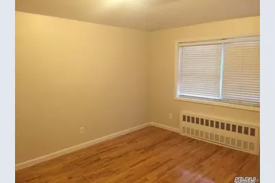 25315 60th Avenue #2nd Floor, Little Neck, NY 11362 - Photo 9