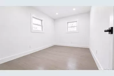 43 Yennicock Avenue #2, Port Washington, NY 11050 - Photo 11