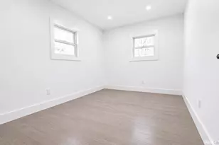 43 Yennicock Ave, Port Washington, NY 11050 - Photo 11