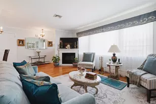153 Davison, Lynbrook, NY 11563 - Photo 3