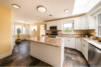 5434 Amboy Road, New York, NY 10312 - Photo 35