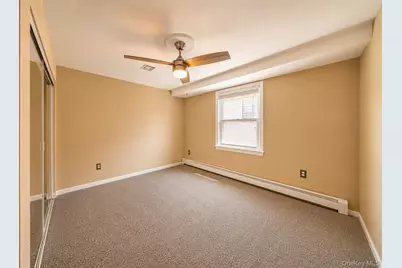 5434 Amboy Road, New York, NY 10312 - Photo 37