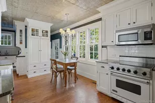 75 Dewey St, Huntington, NY 11743 - Photo 11