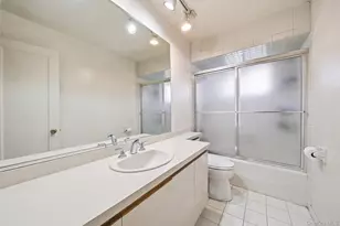 2 Bixley Dr, New Hyde Park, NY 11040 - Photo 11