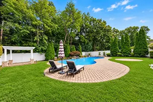 31 Sterling Ln, Smithtown, NY 11787 - Photo 27