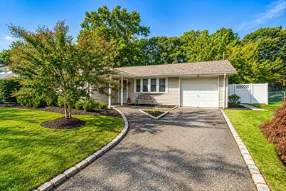 5 Allegheny Drive S, Farmingville, NY 11738 - Photo 1