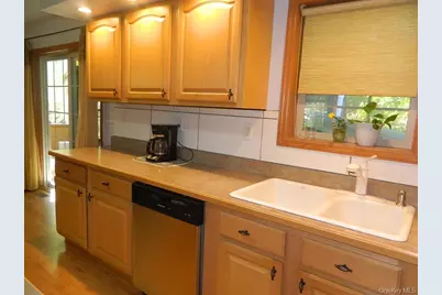 188 Hoyt Street, Port Ewen, NY 12466 - Photo 11