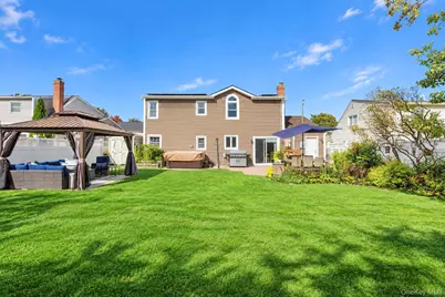 4027 Jean Avenue, Bethpage, NY 11714 - Photo 3