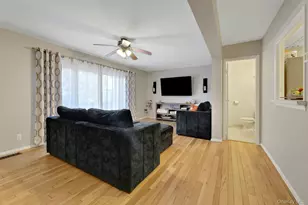 17 Heritage Dr, New City, NY 10956 - Photo 7
