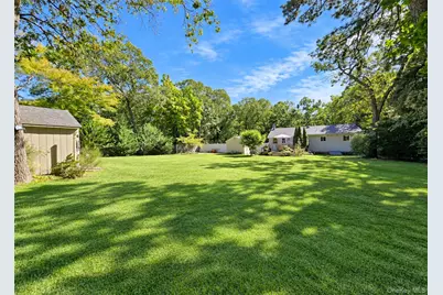 279 Hawkins Road, Selden, NY 11784 - Photo 21