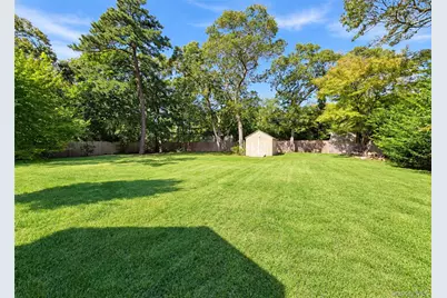 279 Hawkins Road, Selden, NY 11784 - Photo 19