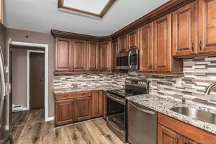 387 Woodbridge Dr, Ridge, NY 11961 - Photo 9