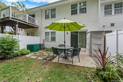 3 Victorian Lane, Medford, NY 11763 - Photo 15