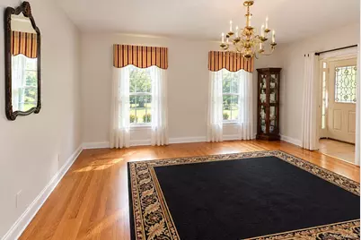 15 Deer Meadow Run, Brookhaven, NY 11719 - Photo 7