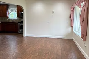 290 Leaf Ave, Central Islip, NY 11722 - Photo 13