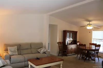 1661 Old Country Road #77, Riverhead, NY 11901 - Photo 13