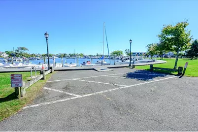 412 Fire Island Avenue, Babylon, NY 11702 - Photo 27
