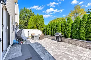 184 Cranberry Ct, Melville, NY 11747 - Photo 21