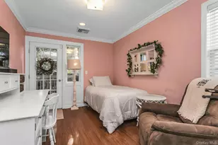 101 Willow Ln, Valley Stream, NY 11580 - Photo 15