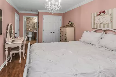 101 Willow Lane, Valley Stream, NY 11580 - Photo 13