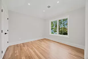 404 Langley Ave, West Hempstead, NY 11552 - Photo 21