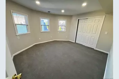 234 Garfield Avenue, Mineola, NY 11501 - Photo 7
