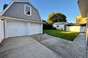 234 Garfield Ave, Mineola, NY 11501 - Photo 15