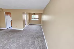 3 Fishkill Glen Dr, Fishkill, NY 12524 - Photo 5
