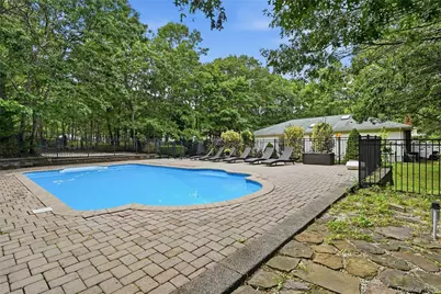 16 Georgann Road, Manorville, NY 11949 - Photo 29