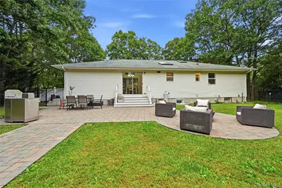 16 Georgann Road, Manorville, NY 11949 - Photo 27