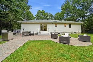 16 Georgann Rd, Manorville, NY 11949 - Photo 27