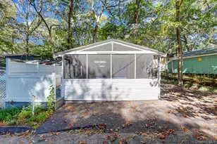 46 Anchor Path, Calverton, NY 11933 - Photo 13